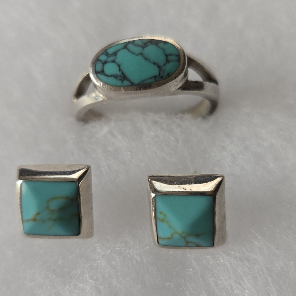 Turquoise and Silver Jewelry Set